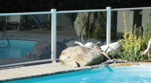barrière piscine vitrage transparent